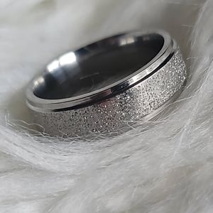 NEW Silver Ring Size 6 3/4